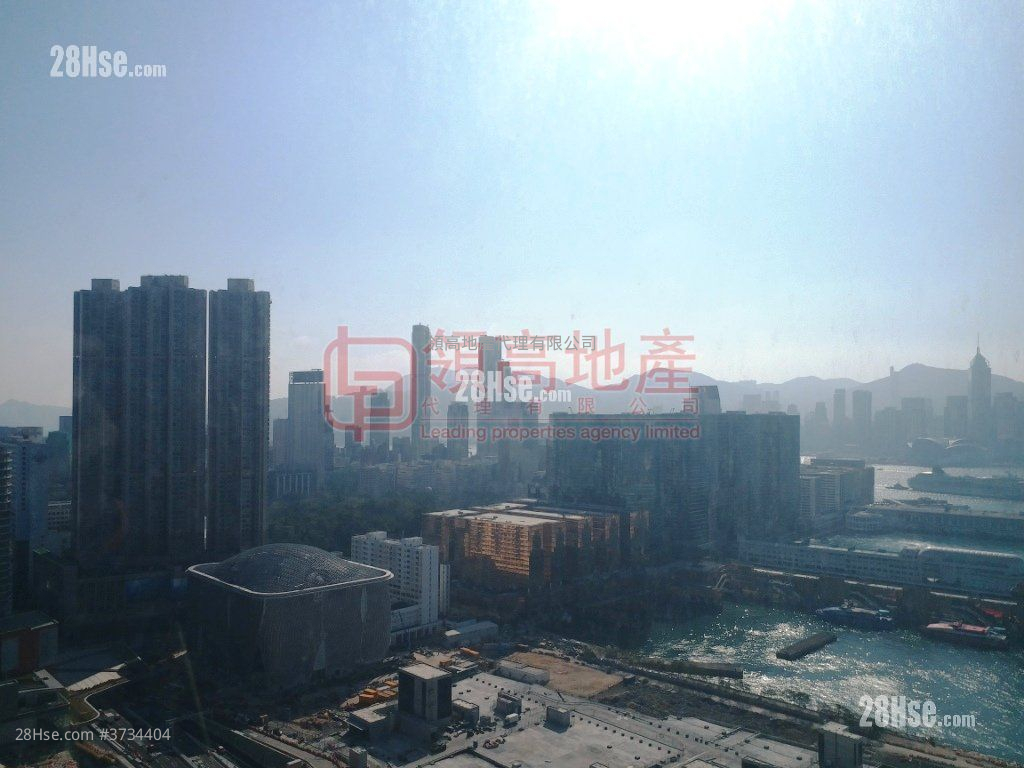 The Arch Sell 1 Bedroom , 1 Bathroom 400 ft²