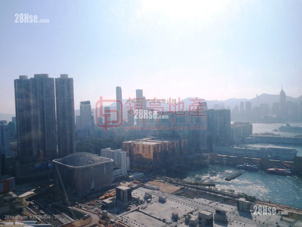 The Arch Sell 1 Bedroom , 1 Bathroom 400 ft²