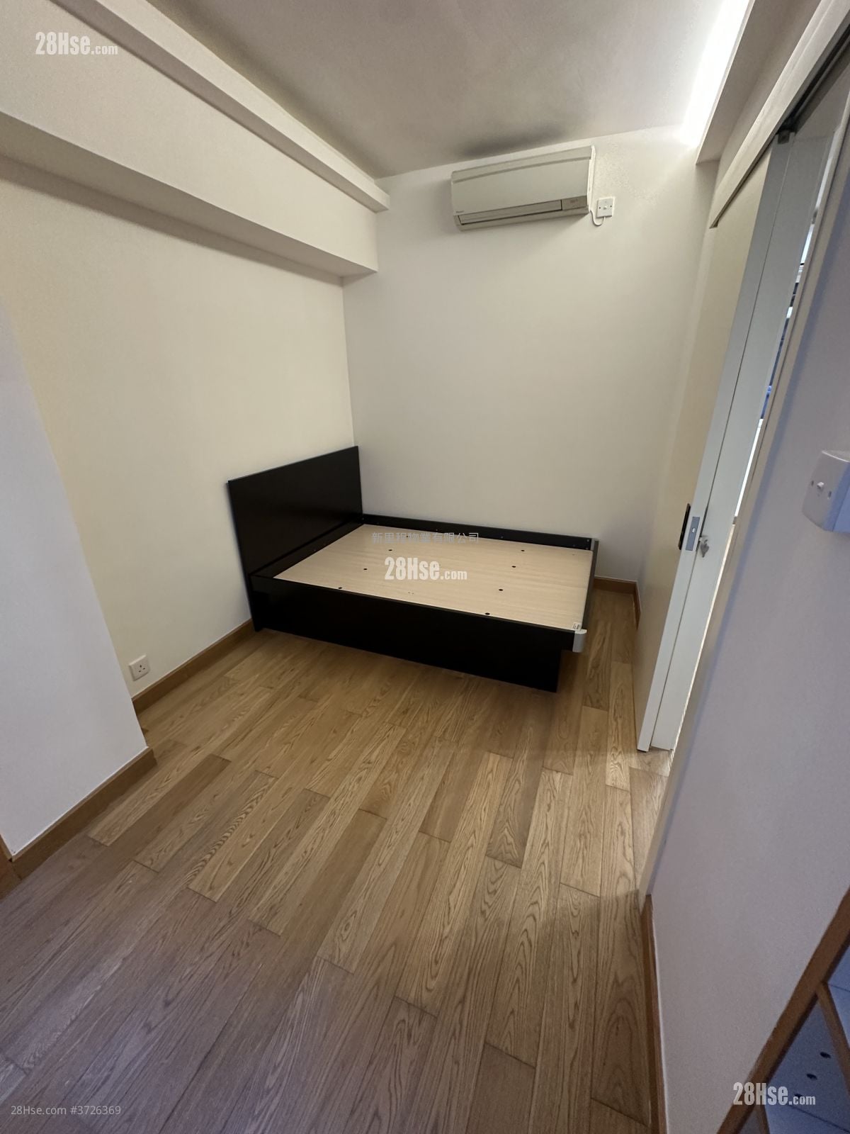 唐楼 租盘 1 房 445 平方尺