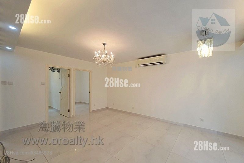 村屋 售盘 3 房 , 2 浴室 700 平方尺