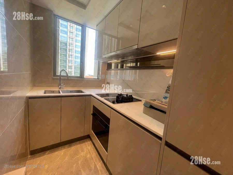 柏瓏 售盤 3 房 , 3 浴室 732 平方呎