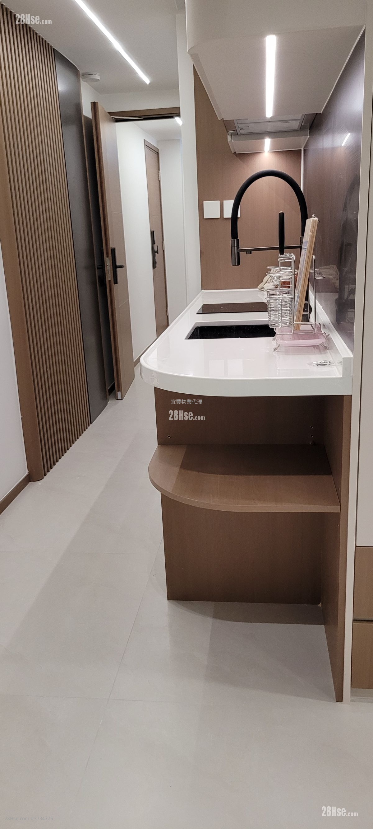 東利大樓 租盤 開放式間隔 , 1 浴室 200 平方呎