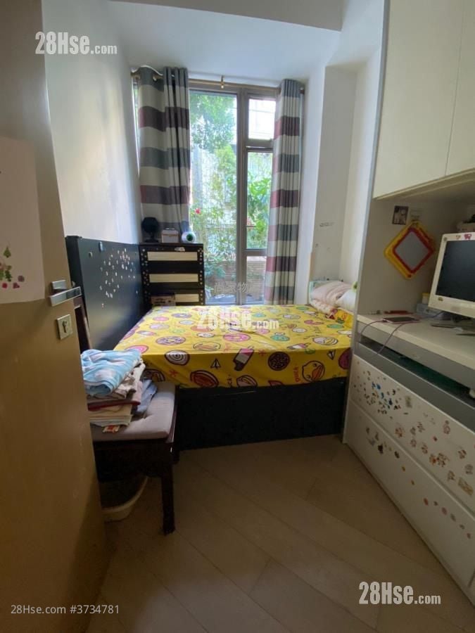 The Woodsville Sell 3 Bedrooms , 2 Bathrooms 737 ft²