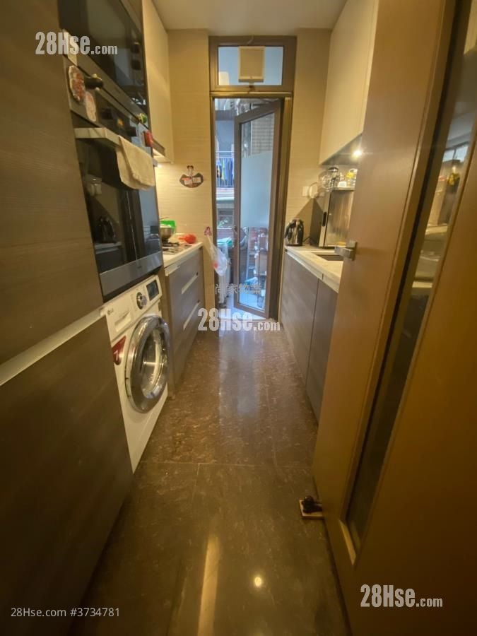 The Woodsville Sell 3 Bedrooms , 2 Bathrooms 737 ft²