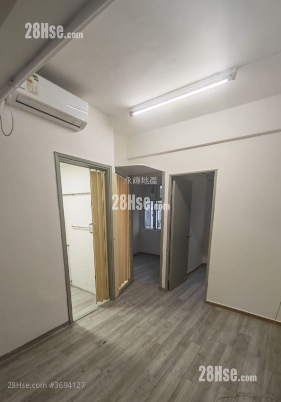 安祥大楼 租盘 2 房 265 平方尺