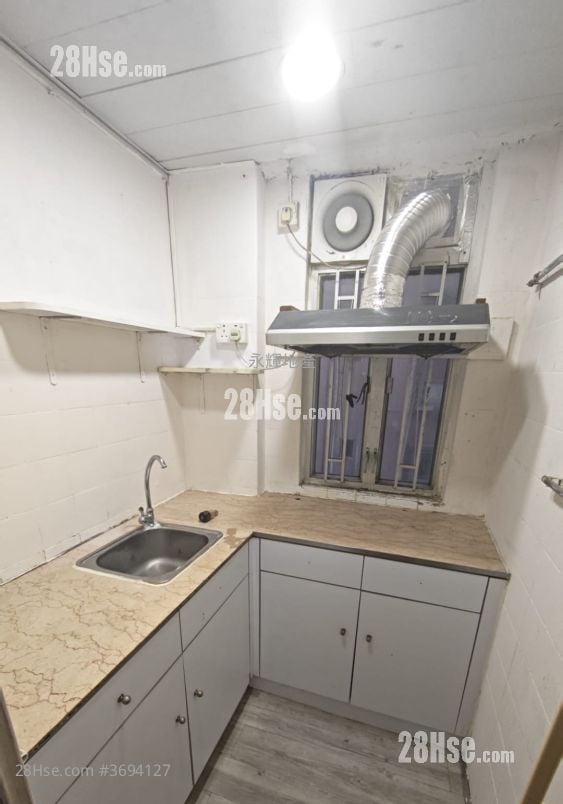 安祥大楼 租盘 2 房 265 平方尺