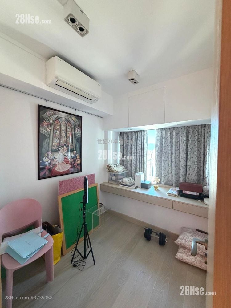 Sorrento Sell 3 Bedrooms , 2 Bathrooms 755 ft²