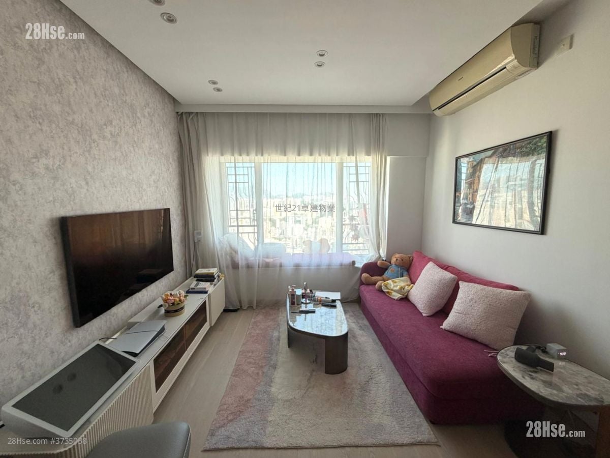 Sorrento Sell 3 Bedrooms , 2 Bathrooms 755 ft²