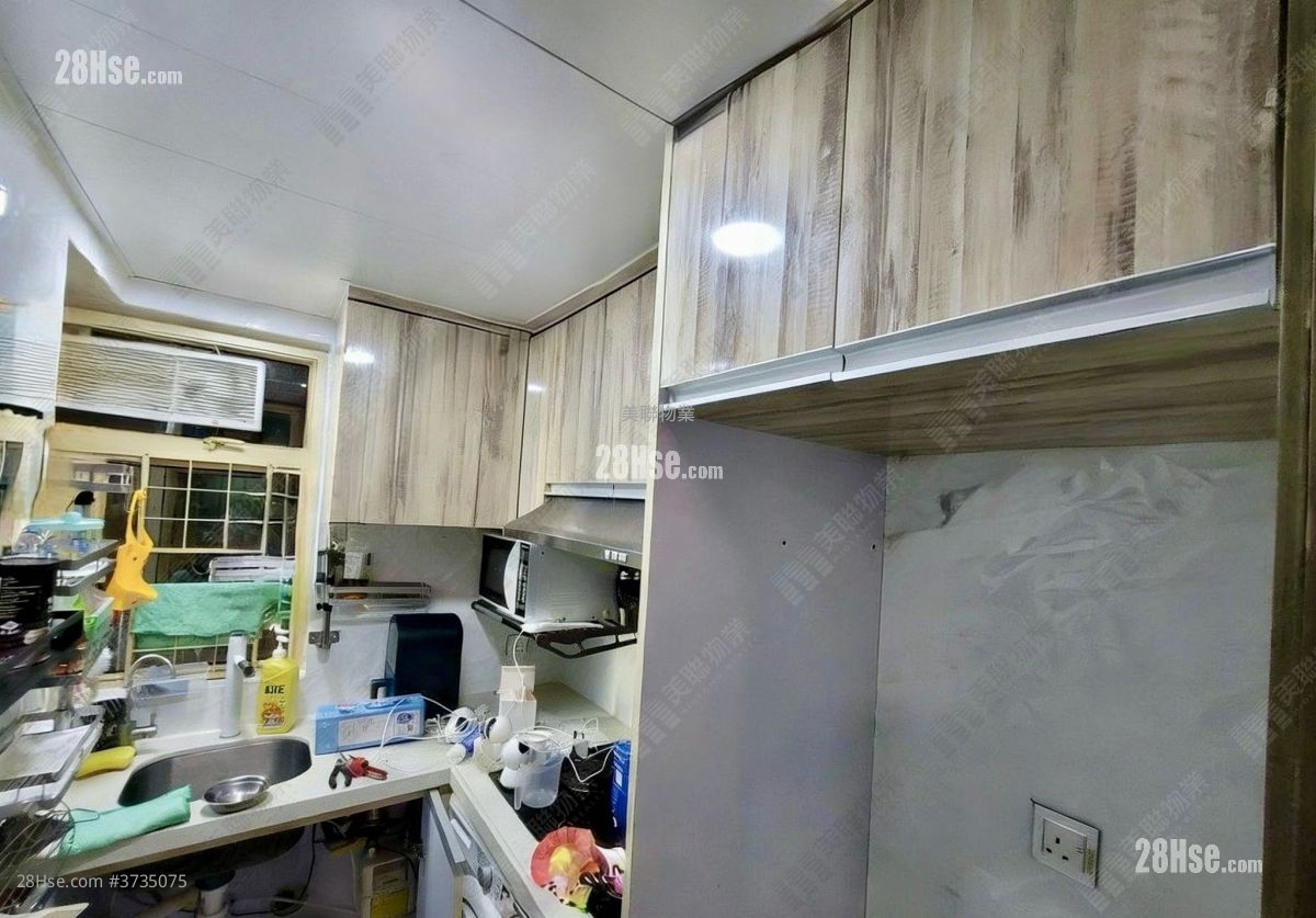 新寶城 售盤 2 房 , 1 浴室 377 平方呎