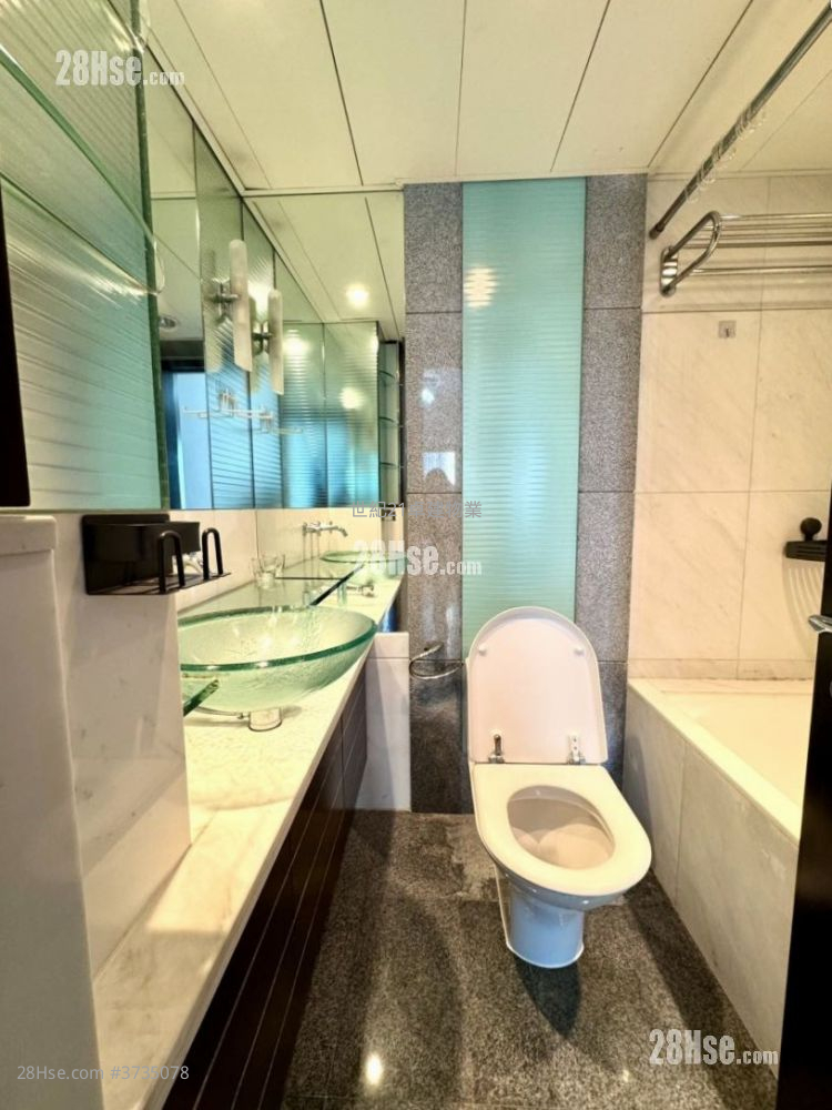 君临天下 售盘 2 房 , 2 浴室 815 平方尺