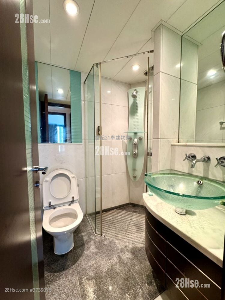 君临天下 售盘 2 房 , 2 浴室 815 平方尺