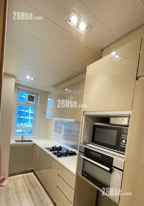 现崇山 售盘 3 房 , 2 浴室 650 平方尺