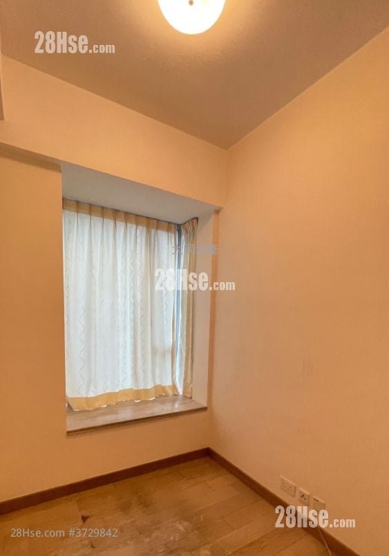 现崇山 售盘 3 房 , 2 浴室 650 平方尺