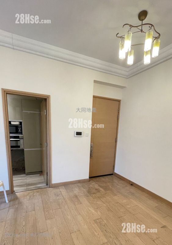 现崇山 售盘 3 房 , 2 浴室 650 平方尺