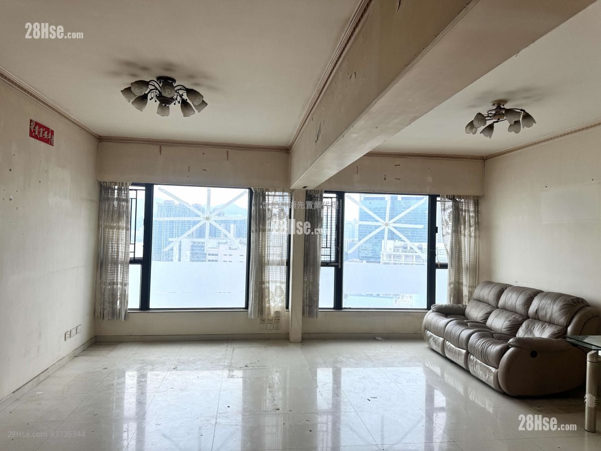 Sunrise Villa Sell 5+ Bedrooms , 3 Bathrooms 534 ft²