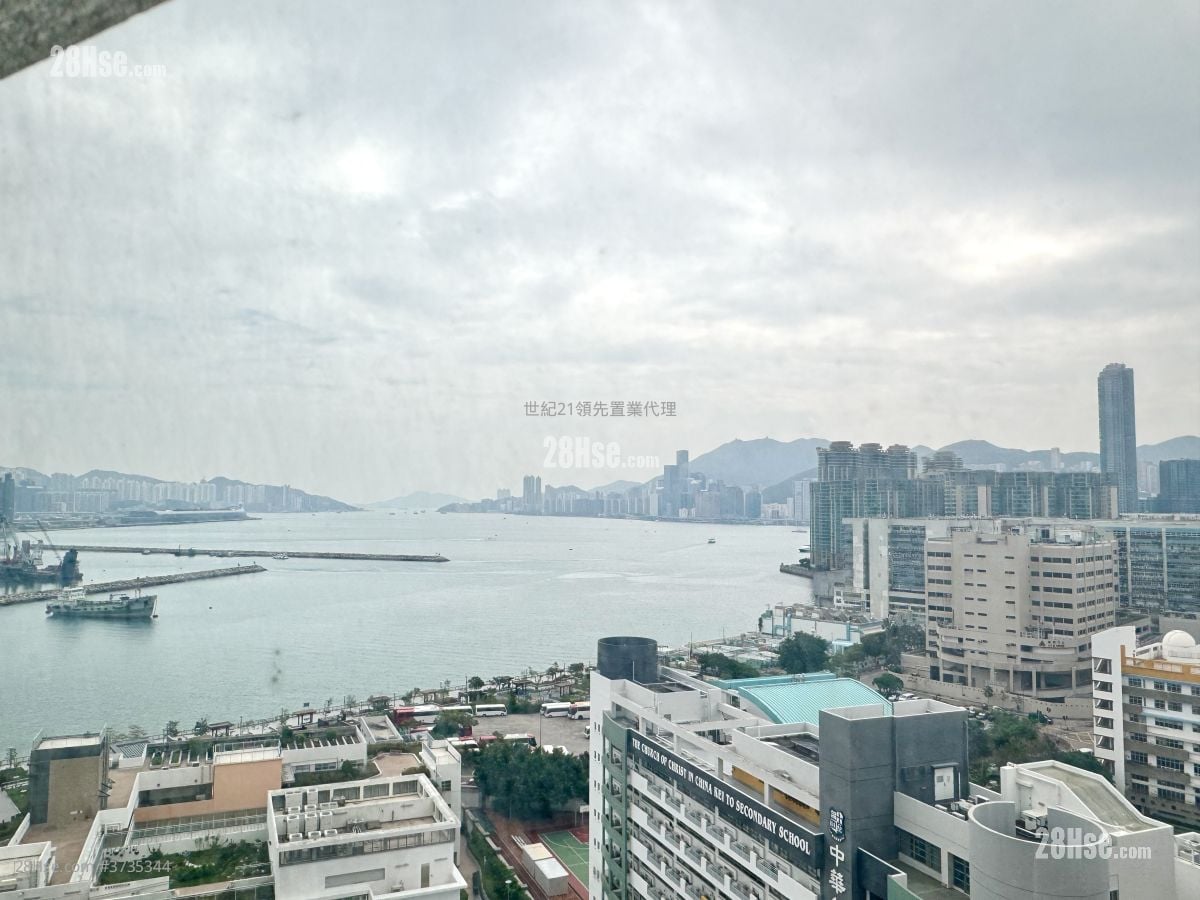 Sunrise Villa Sell 5+ Bedrooms , 3 Bathrooms 534 ft²