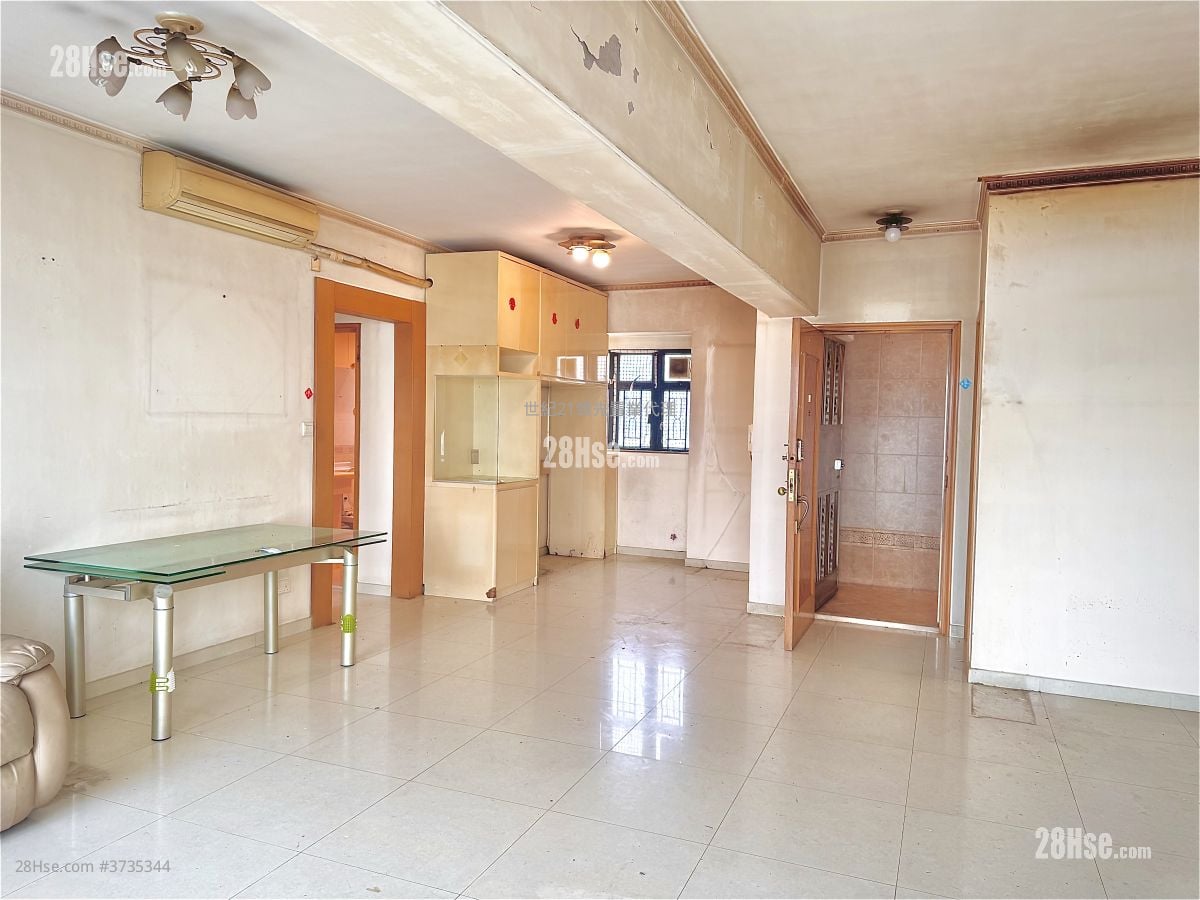 Sunrise Villa Sell 5+ Bedrooms , 3 Bathrooms 534 ft²