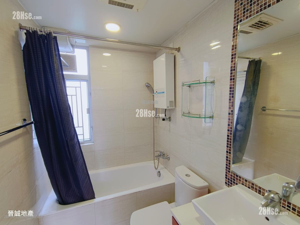 豪景花園 售盤 3 房 , 2 浴室 828 平方呎