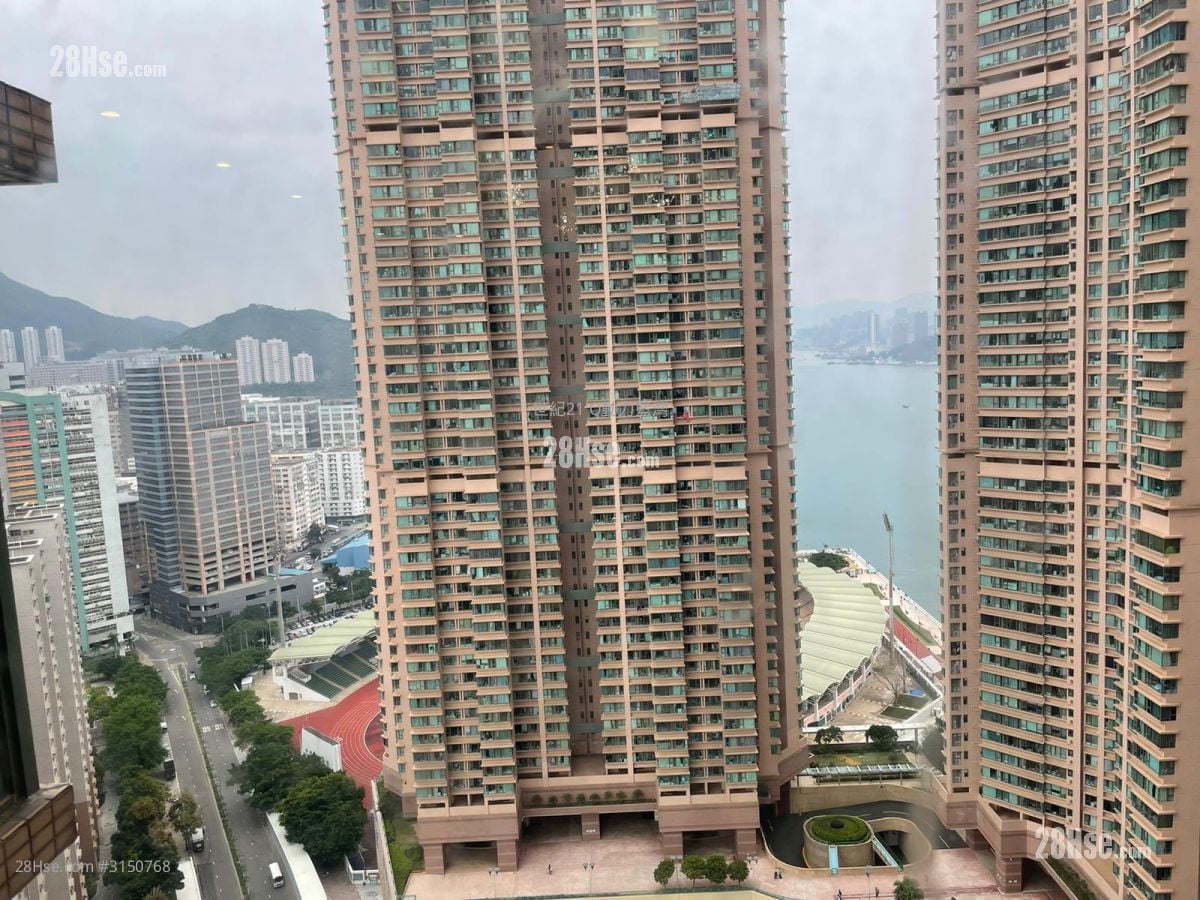 Island Resort Sell 2 Bedrooms , 1 Bathroom 455 ft²