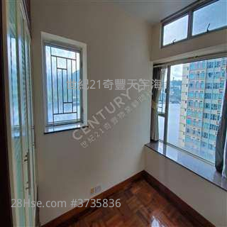 曉峰灣畔 售盤 3 房 , 2 浴室 653 平方呎