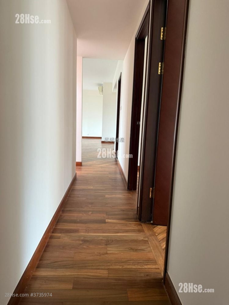 The Balmoral Rental 4 Bedrooms , 3 Bathrooms 1,607 ft²