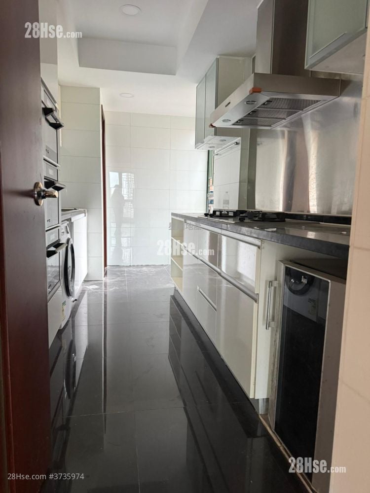 The Balmoral Rental 4 Bedrooms , 3 Bathrooms 1,607 ft²