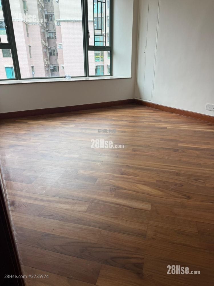 The Balmoral Rental 4 Bedrooms , 3 Bathrooms 1,607 ft²