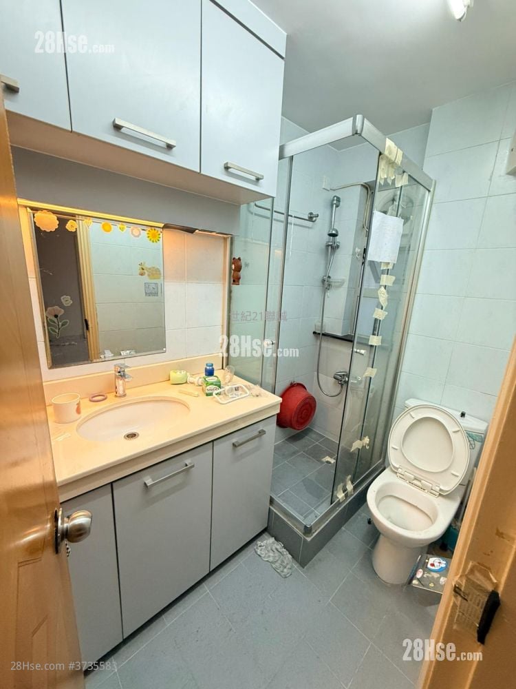 龙蟠苑 售盘 2 房 , 1 浴室 383 平方尺