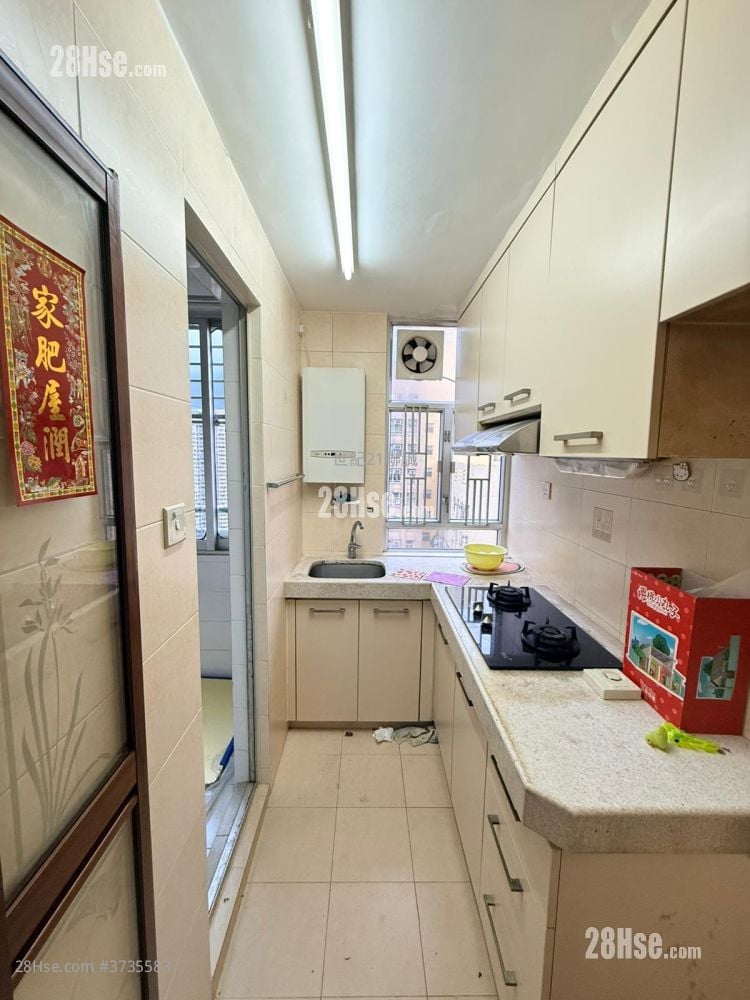 龙蟠苑 售盘 2 房 , 1 浴室 383 平方尺