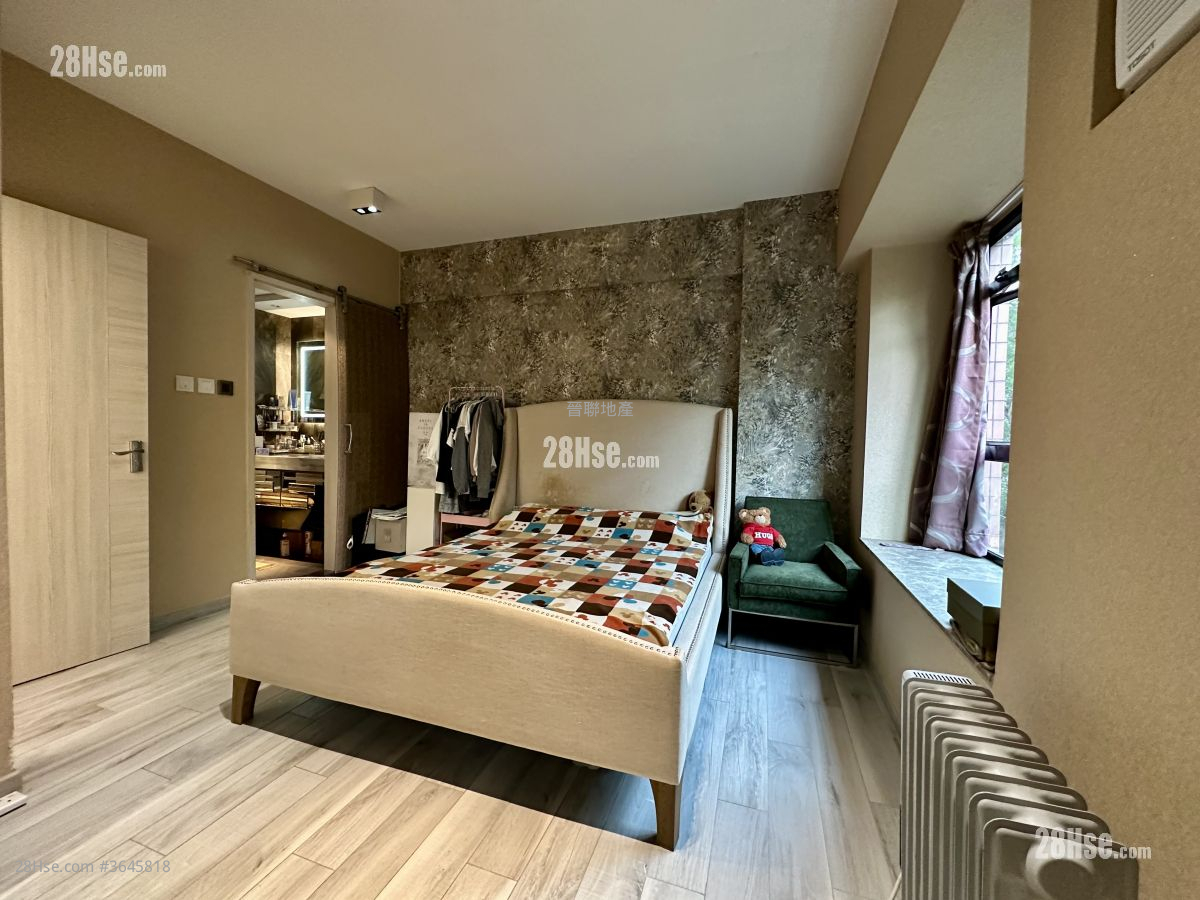 曉翠山莊 售盤 2 浴室 809 平方呎