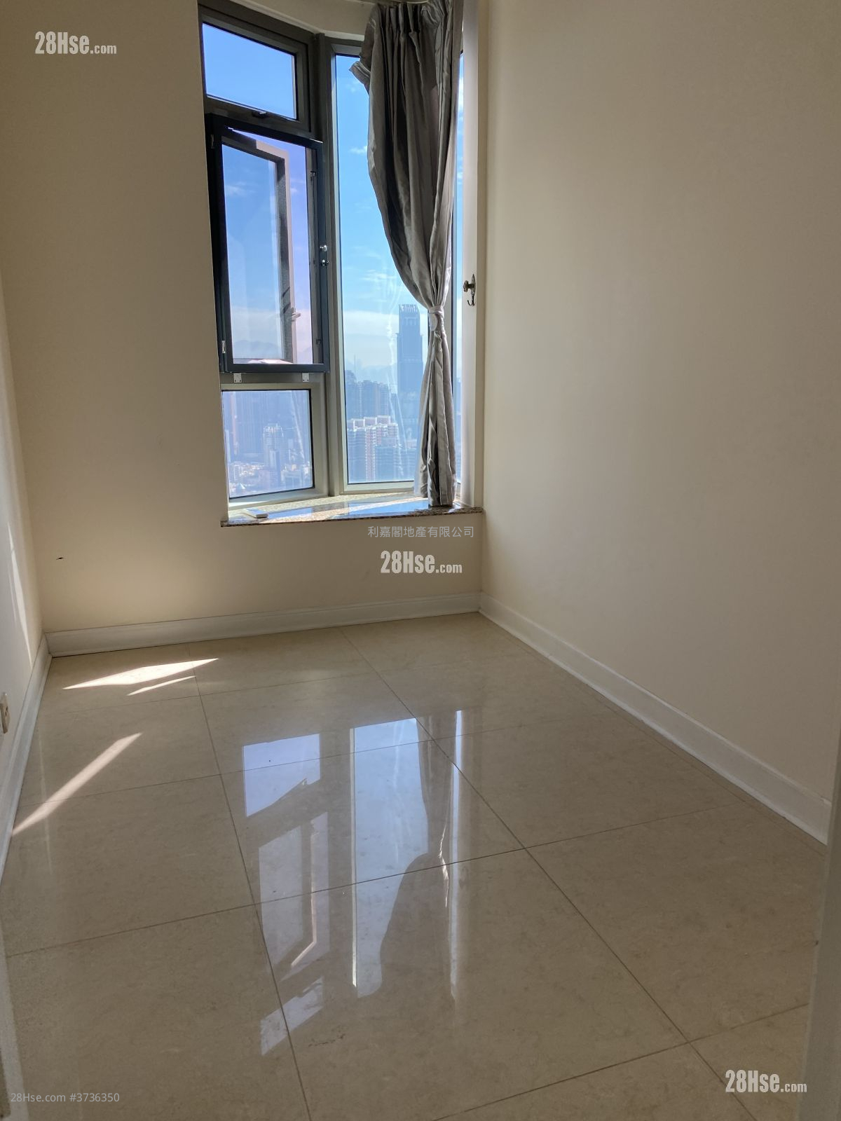 朗逸峰 租盤 4 房 , 3 浴室 989 平方呎