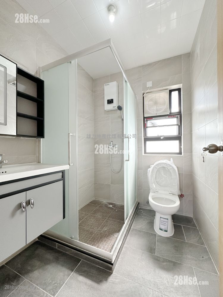 村屋 租盘 3 房 , 1 浴室 630 平方尺