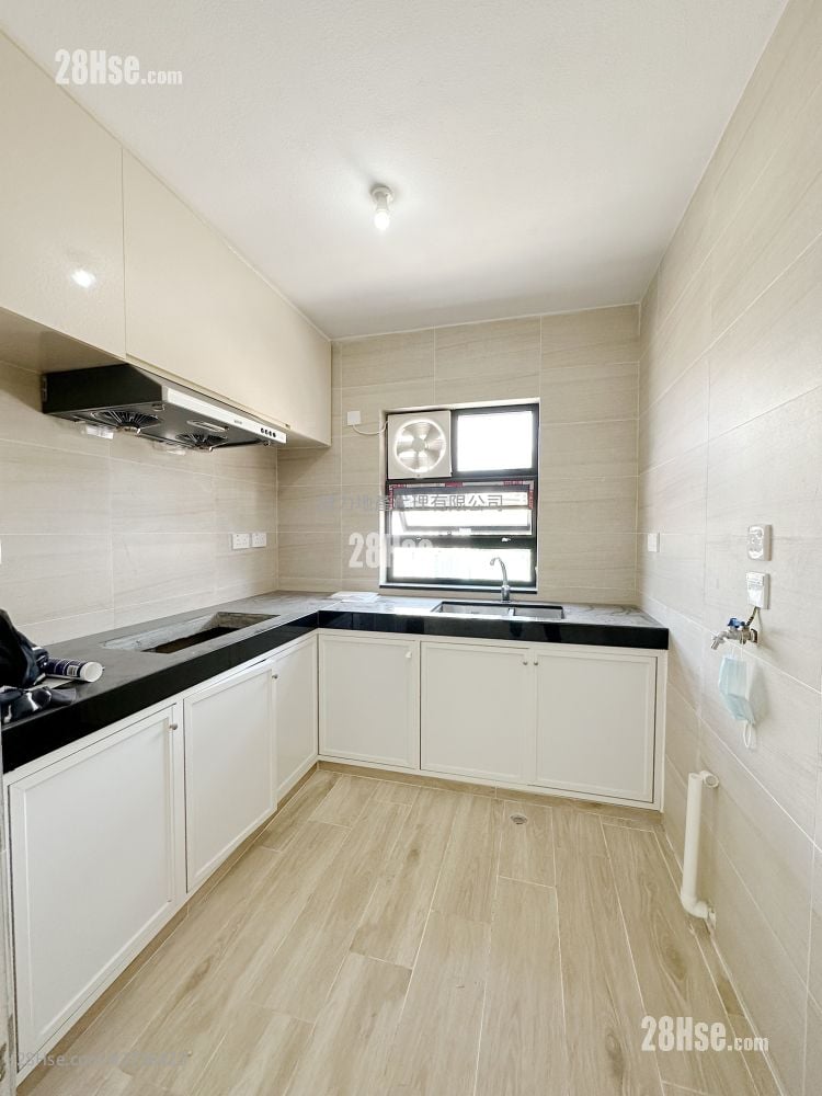 村屋 租盘 3 房 , 1 浴室 630 平方尺