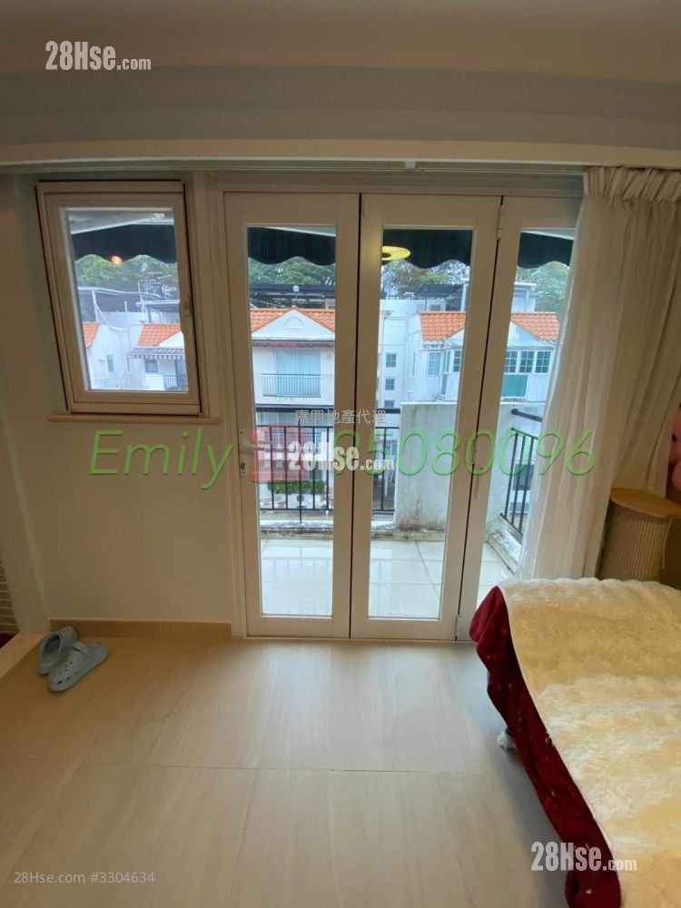 Monte Villa Sell 2 Bedrooms , 1 Bathroom 700 ft²