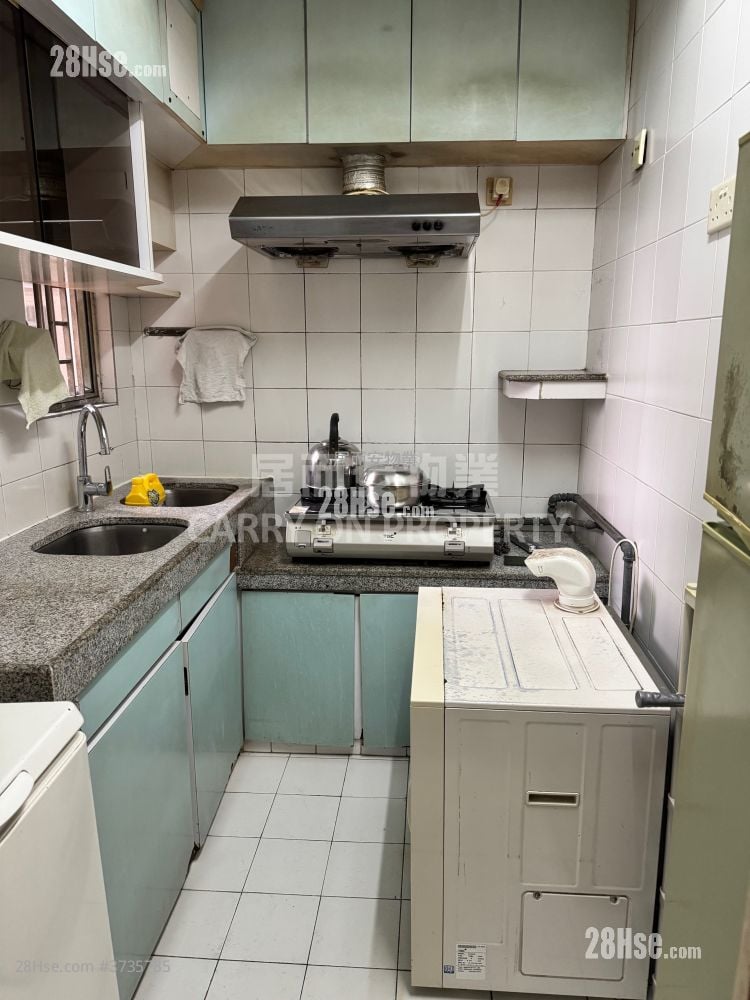 Waterside Plaza Sell 3 Bedrooms , 1 Bathroom 562 ft²