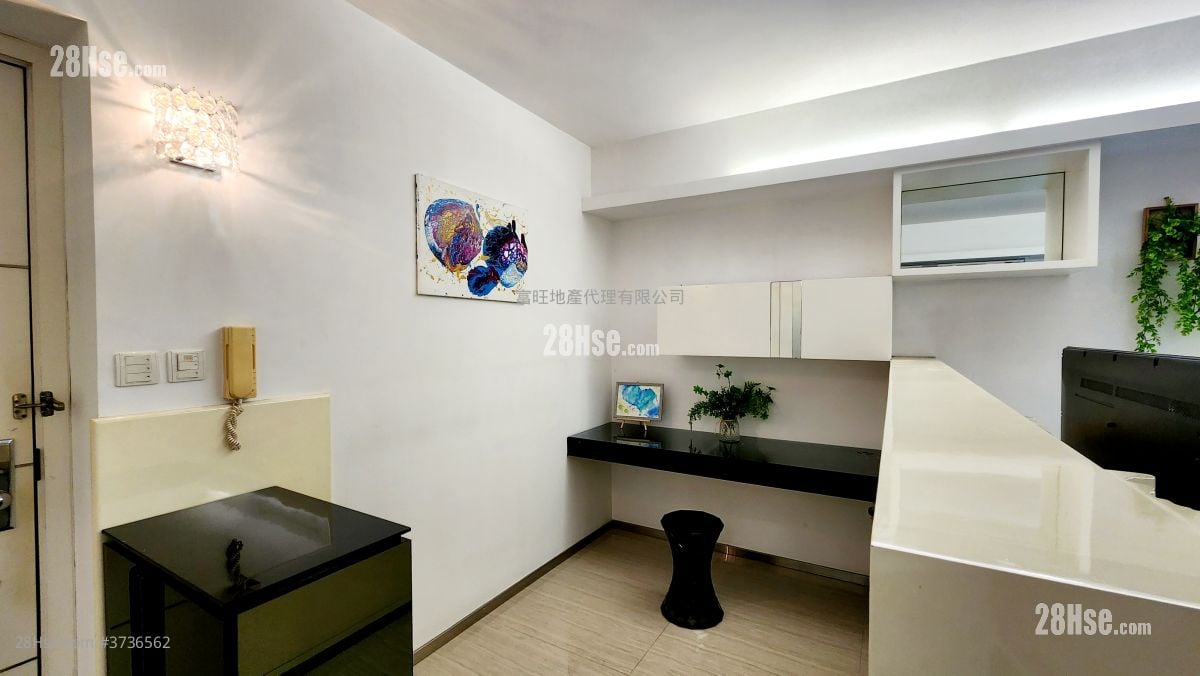 Aegean Coast Sell 3 Bedrooms , 2 Bathrooms 811 ft²