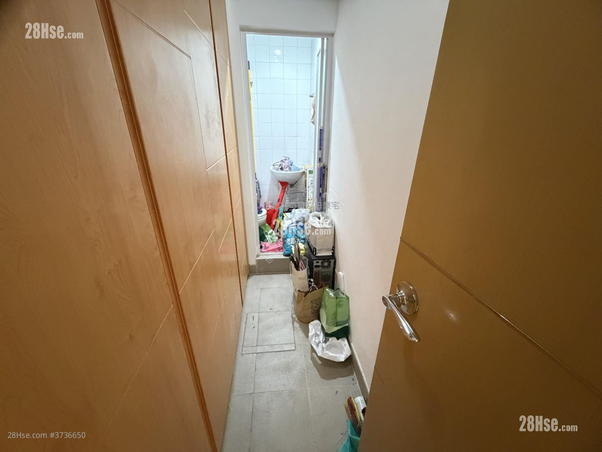 溱岸8號 售盤 3 房 , 3 浴室 825 平方呎