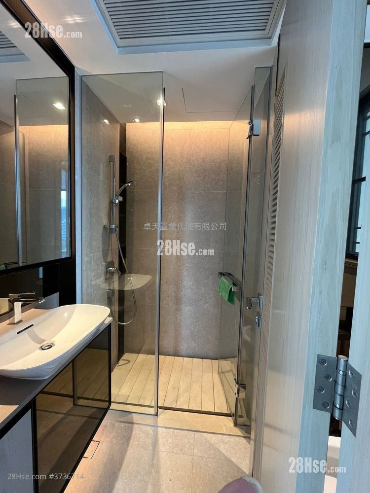 Downtown 38 售盤 2 房 , 1 浴室 385 平方呎