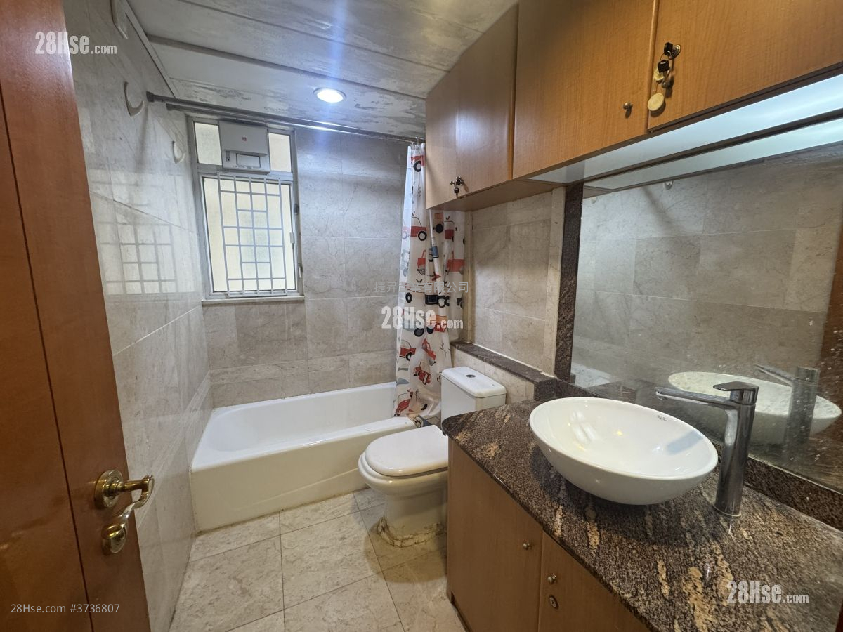 海逸豪園 售盤 2 房 , 1 浴室 565 平方呎