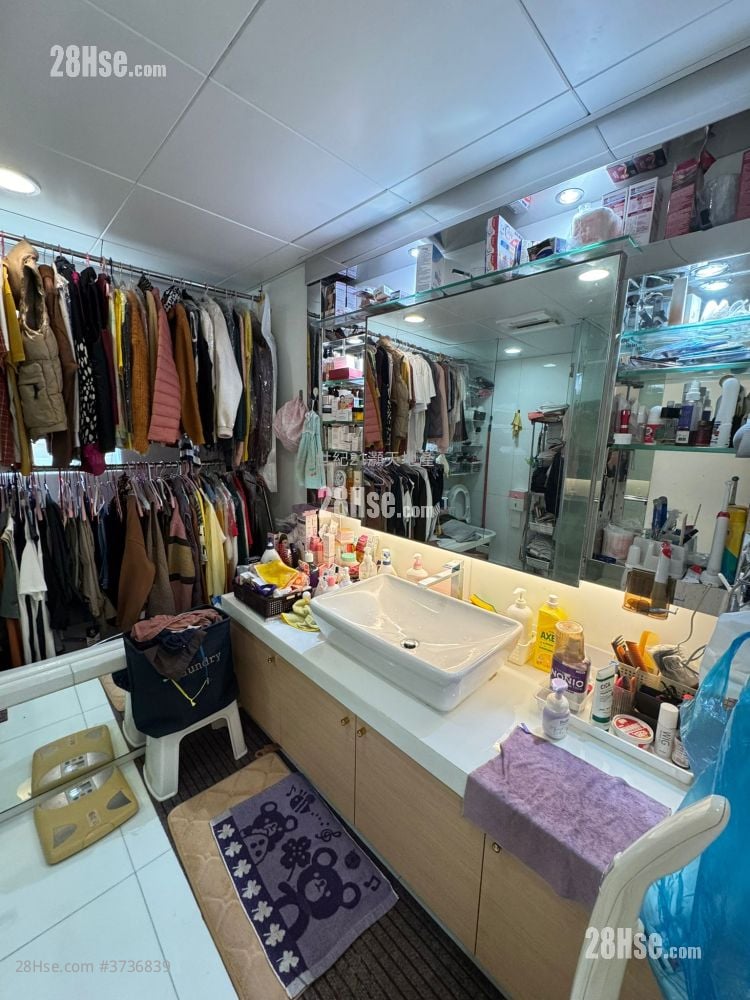 比華利山別墅 售盤 5+ 房 , 4 浴室 2,429 平方呎