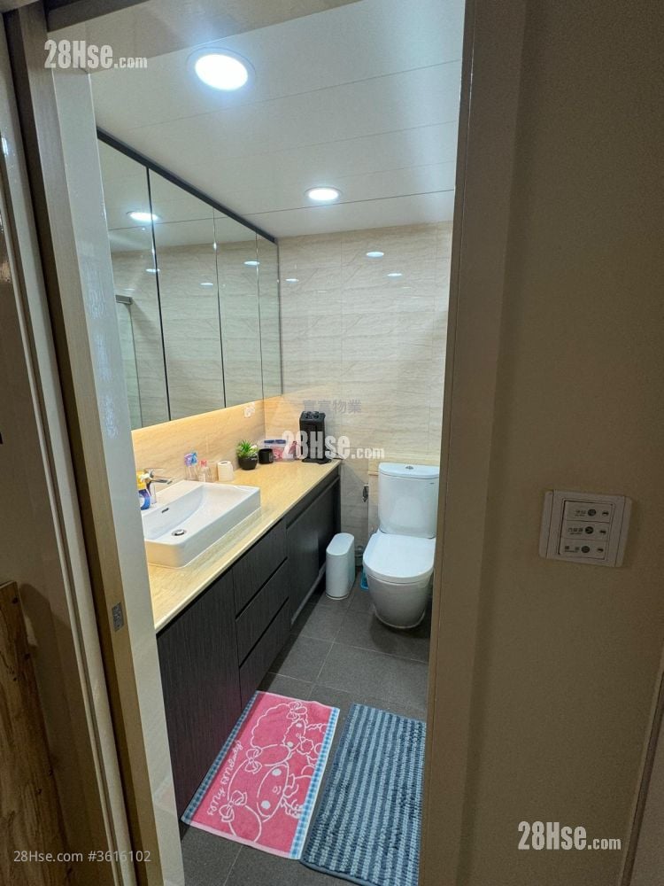 Village Sell 3 Bedrooms , 2 Bathrooms 1,400 ft²