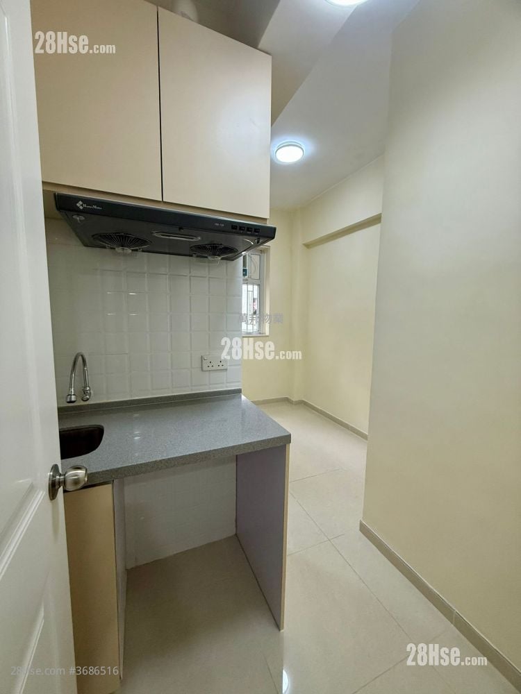 唐樓 租盤 開放式間隔 , 1 浴室 100 平方呎