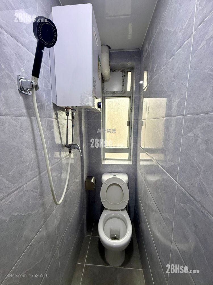 唐樓 租盤 開放式間隔 , 1 浴室 100 平方呎