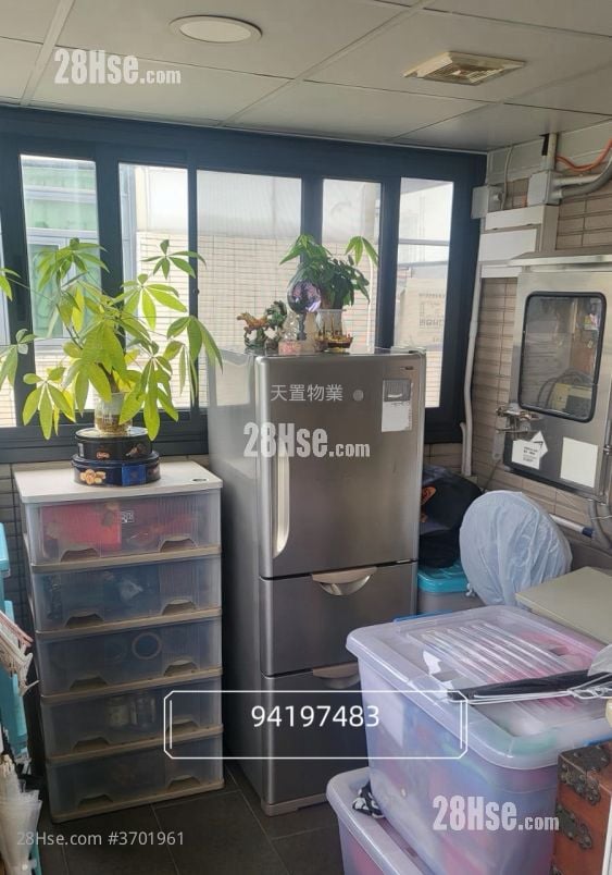 Village Sell 4 Bedrooms , 2 Bathrooms 700 ft²