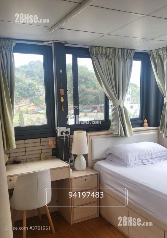 Village Sell 4 Bedrooms , 2 Bathrooms 700 ft²