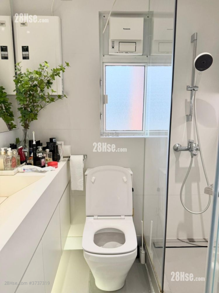 浪翠園 售盤 3 房 , 2 浴室 747 平方呎