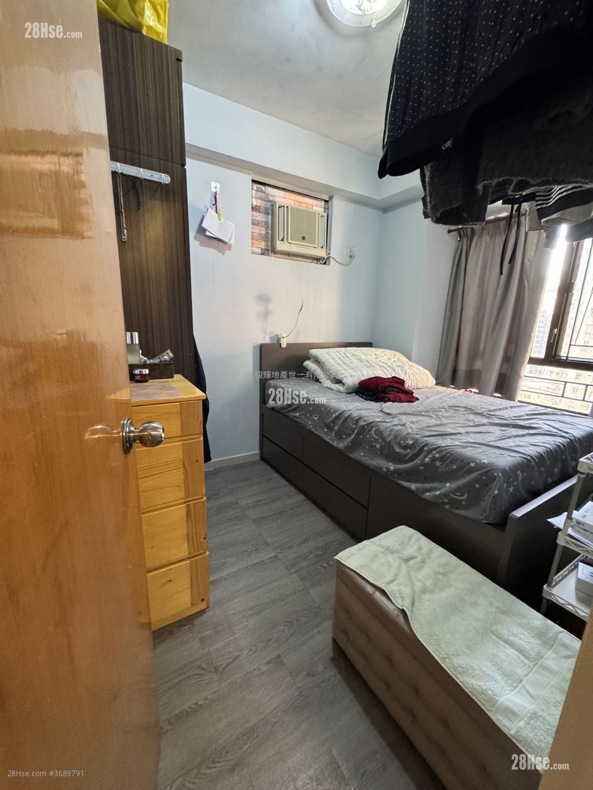 東景大廈 售盤 3 房 , 1 浴室 446 平方呎