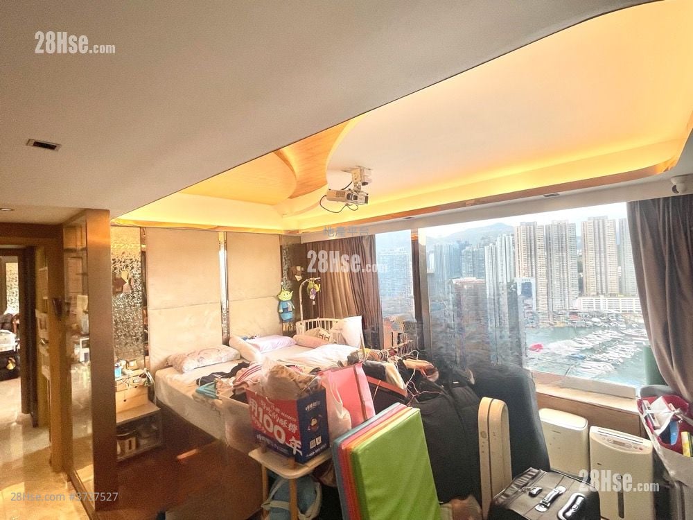 主人房: 南灣 租盤 2 房 , 3 浴室 1,181 平方呎