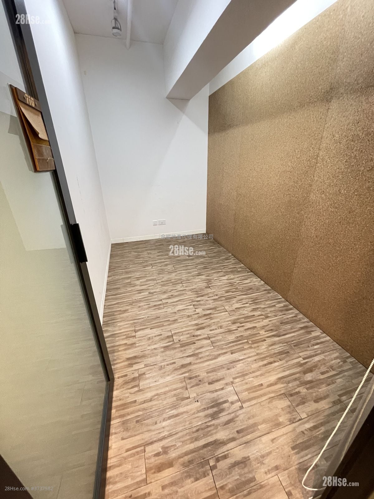 Camel Paint Building Rental