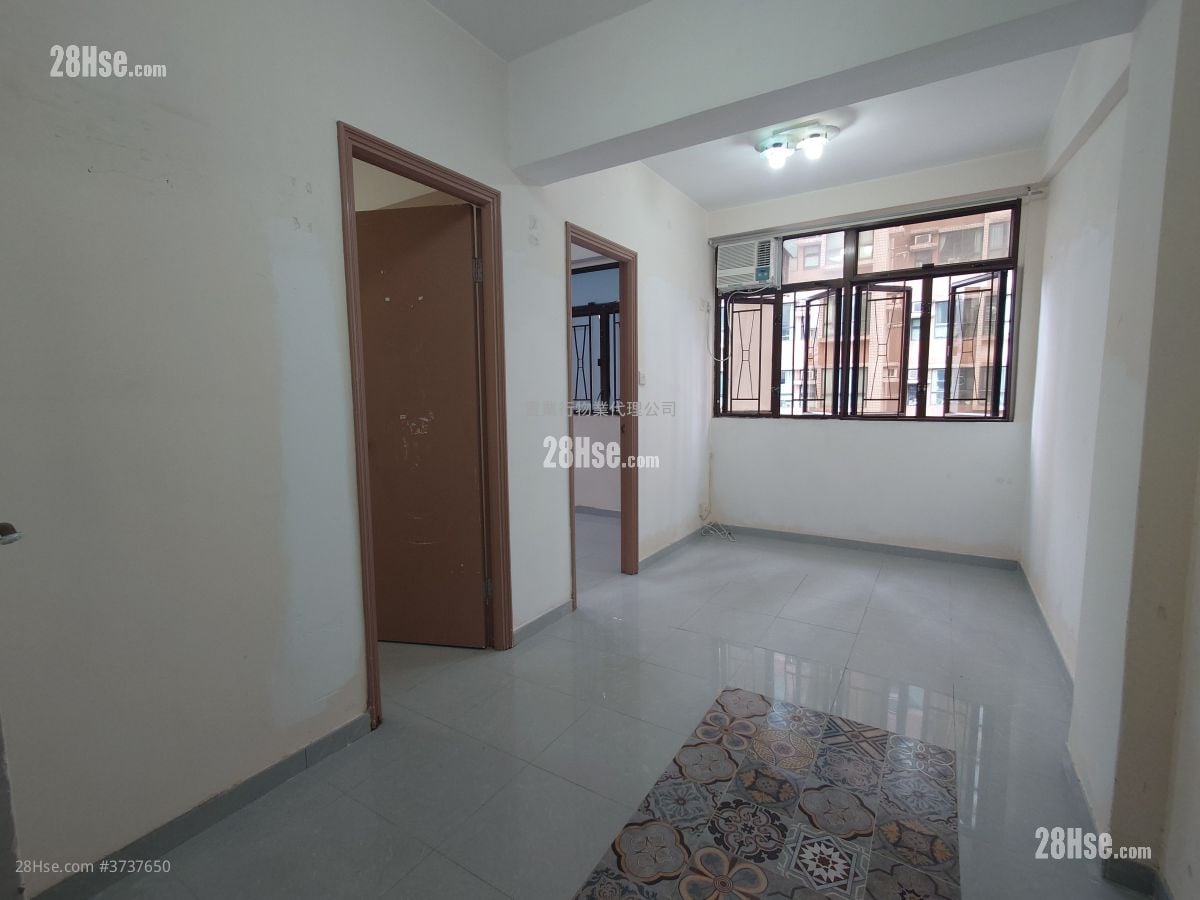 Apartment Rental 2 Bedrooms , 1 Bathroom 350 ft²